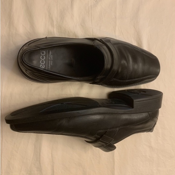 NEW Ecco Men’s Leather Slip-On’s, Color: Black, Size 13M - Picture 3 of 4